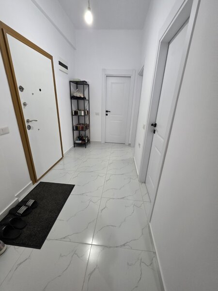 Dobroesti, pe strada Persicului, la parter, bloc 2023, centrala, parcare,